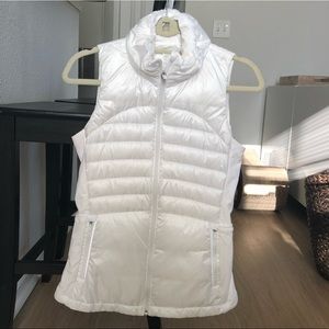 Lululemon down for a run vest- size 6